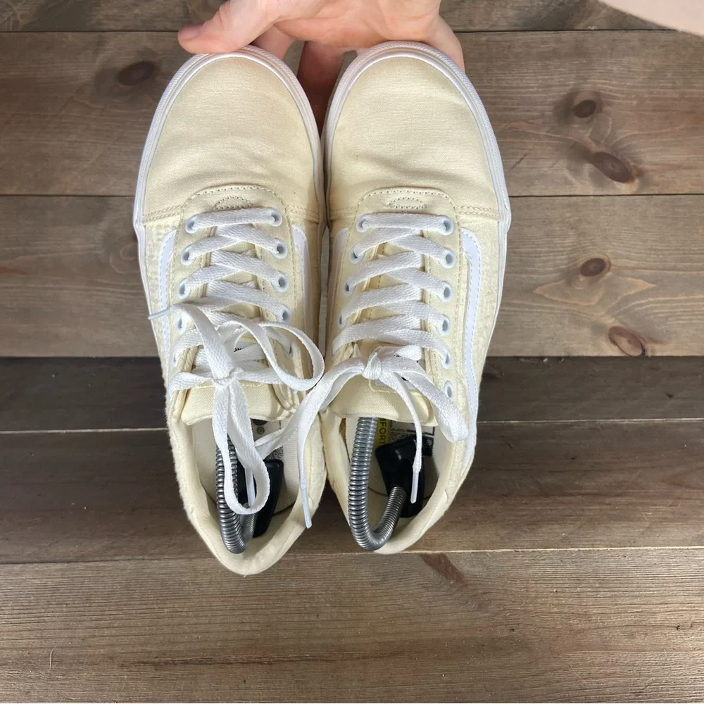 Vans old skool Womens size 7 shoes yellow athletic deluxe comfort skate sneakers
